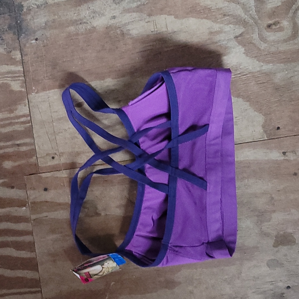 BNWT sports bra - Picture 2 of 5